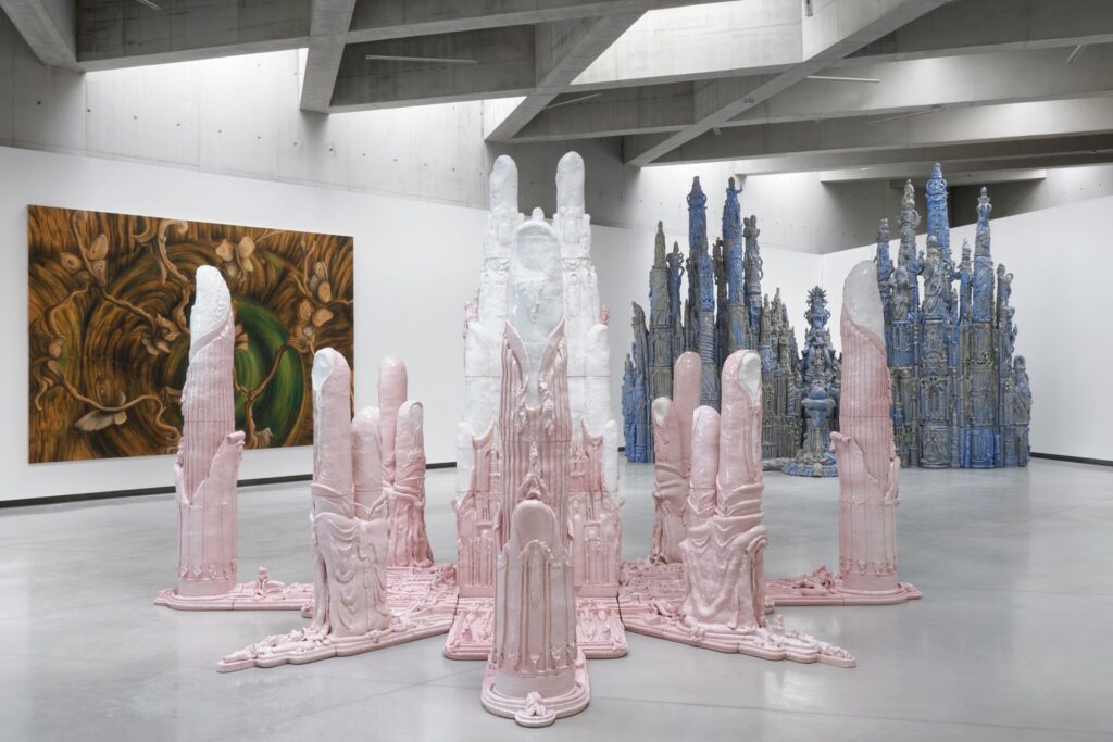 Ansicht der Ausstellung "Elmar & Elisabeth Trenkwalder. Bilder und Skulpturen" im Museum Liaunig,
